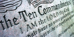 ten-commandments-TW
